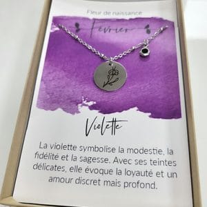 Collier fleur et pierre de naissance